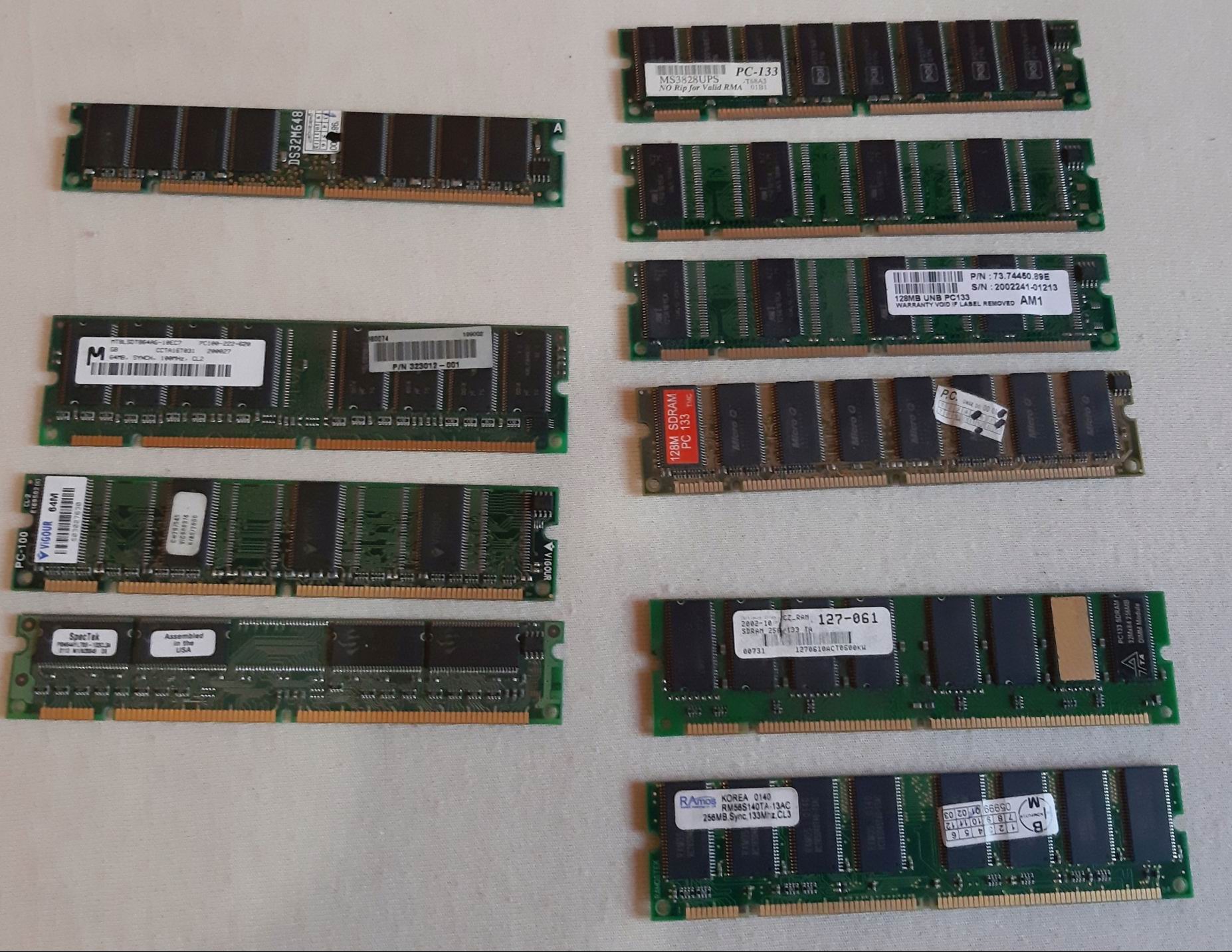 PAMIEC-SDRAM-rozne-32MB-128MB-256MB_002.jpg