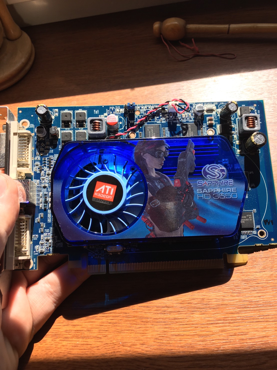 radeon3650.jpg